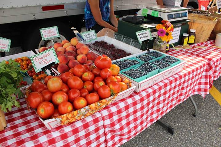 Monday Mashup: Farmer’s Markets, The Concord Chorale, Handmade Dog Treats, and more! Our Favorite Facebook Posts from Around Concord!